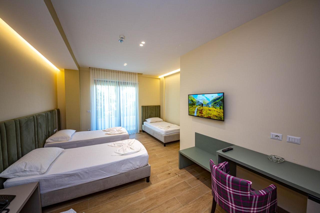 Hotel Bella Vista Shkallnur Ngoại thất bức ảnh