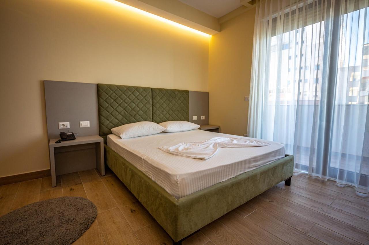 Hotel Bella Vista Shkallnur Ngoại thất bức ảnh