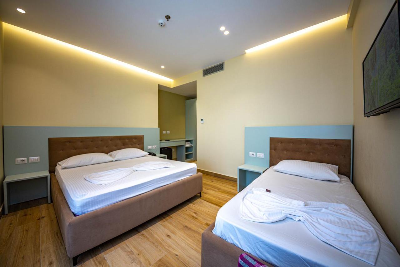 Hotel Bella Vista Shkallnur Ngoại thất bức ảnh