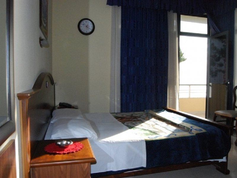 Hotel Bella Vista Shkallnur Ngoại thất bức ảnh