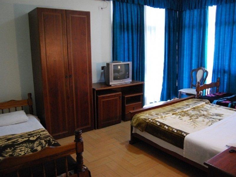 Hotel Bella Vista Shkallnur Ngoại thất bức ảnh