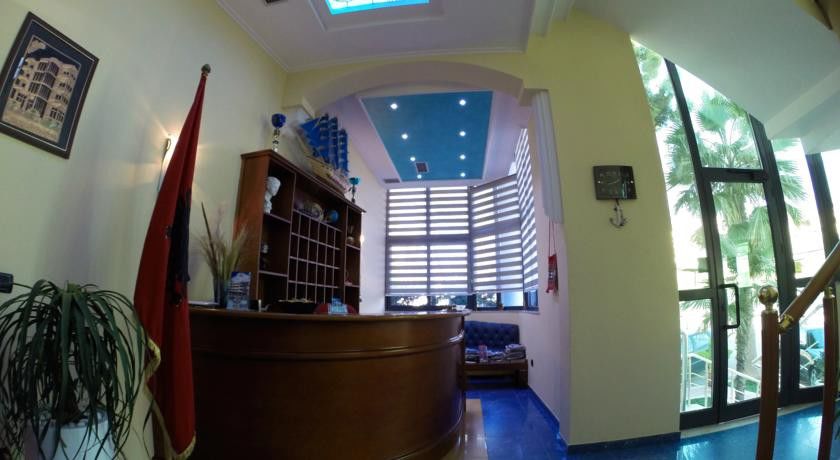 Hotel Bella Vista Shkallnur Ngoại thất bức ảnh